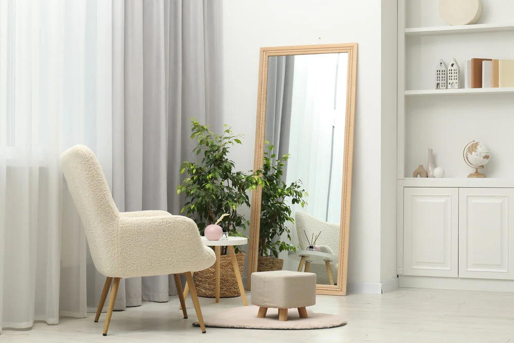 How To Make a Small Room Look Bigger With Mirrors b71217d5 2883 4e9a 896a 2c5dbf255883