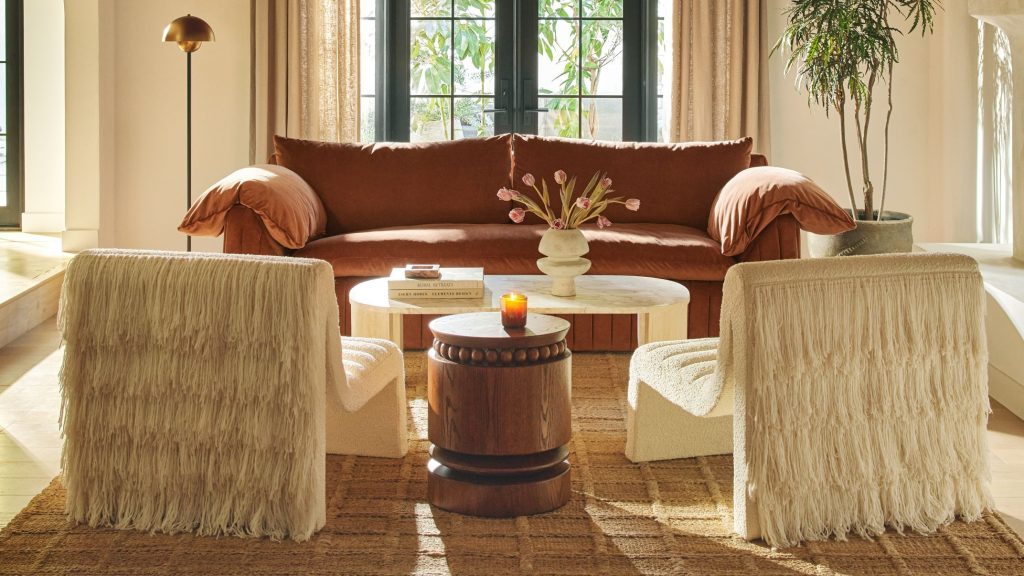 Fringed Throws and Tufted Sofas for Texture Heaven